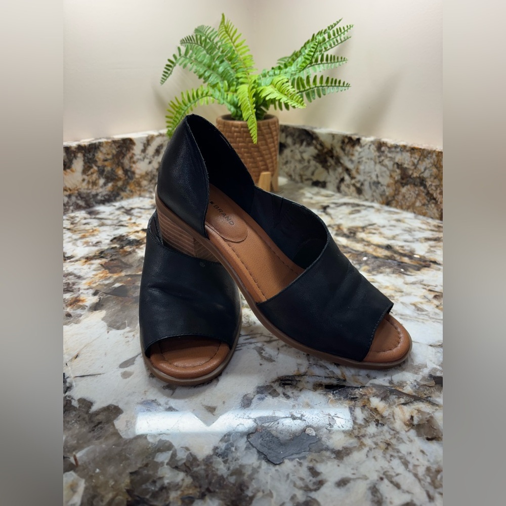 Lucky Brand Black Open-Toe Mules